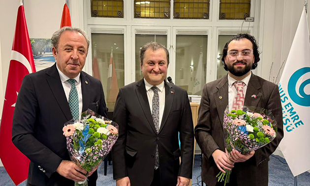 Hollanda Yunus Emre Türk Kültür Merkezi’nde Sürpriz Görev Değişimi