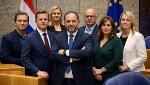 Hollanda'da Aşırı Sağcı Özgürlük Partisi Bölündü: Yedi Milletvekili Wilders'tan Ayrıldı