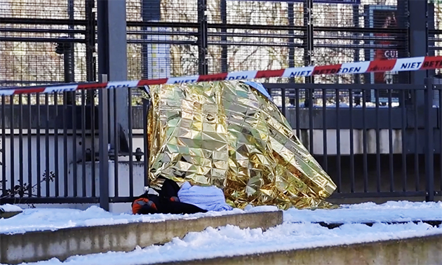 Hollanda’da Kartopu Yüzünden Çıkan Kavgada Bir Kişi Hayatını Kaybetti: 18 Ve 19 Yaşlarında İki Şüpheli Gözaltına Alındı