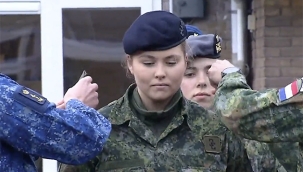 Hollanda’da Prenses Amalia Askeri Eğitimini Tamamladı: Onbaşı Rütbesine Terfi Etti