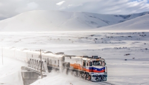 Hollanda'da Yeni Kar Yağışı Uyarısı: NS Yolculara Akşam Yoğunluğundan Önce Seyahat Çağrısı Yaptı