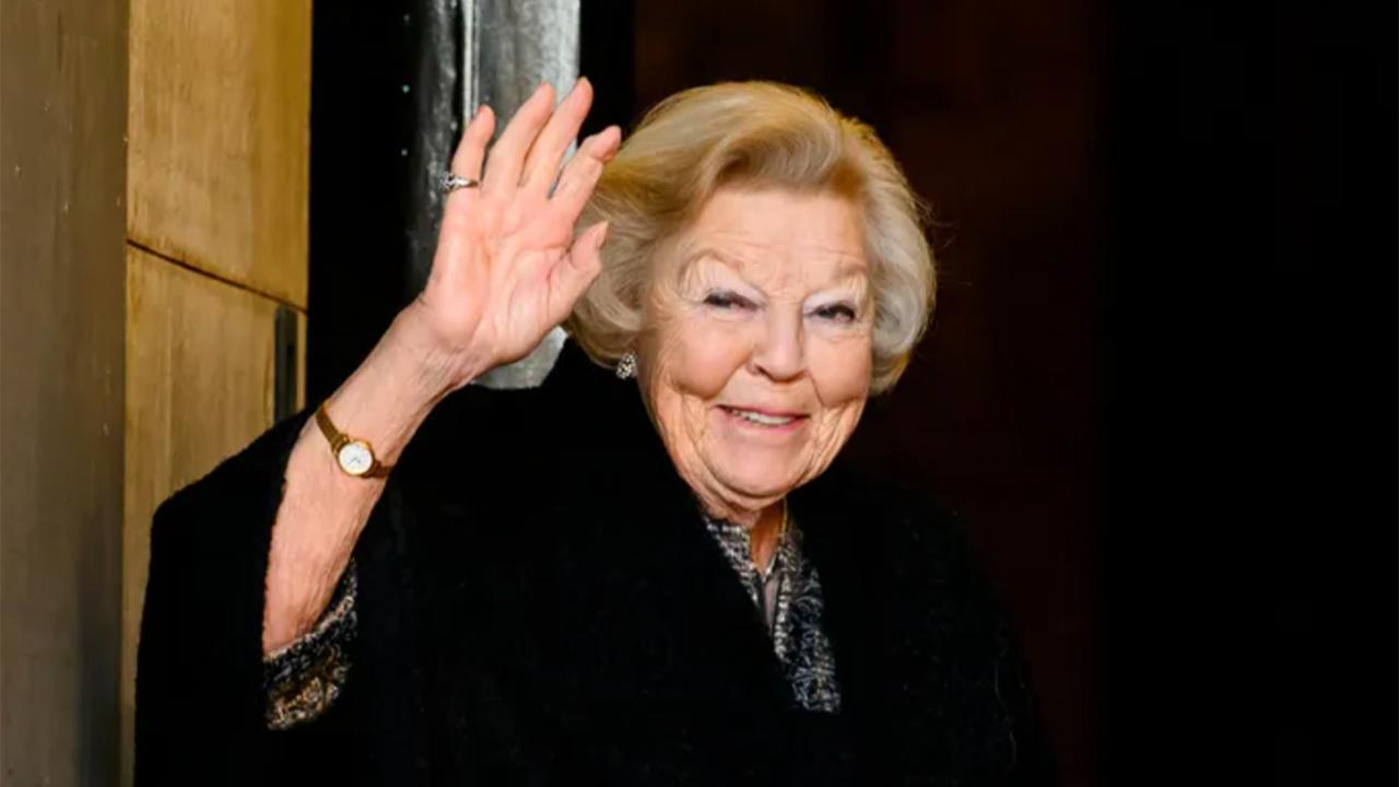Hollanda’da Prenses Beatrix 88 Yaşına Girdi