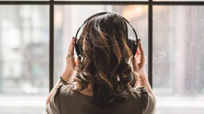 Hollanda'da Olası Zararlı Maddeler Nedeniyle Bazı Kulaklık Modelleri Tedbiren Satıştan Çekildi