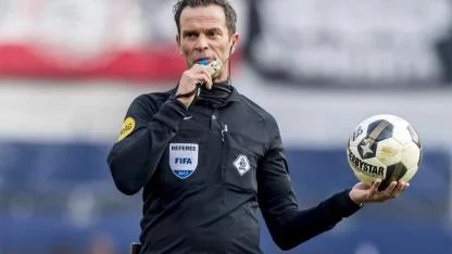 Hollandalı Hakem Bas Nijhuis Sakatlığı Nedeniyle Sezonu Kapattı