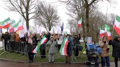 Lahey’de İran’a Yönelik Saldırılar Nedeniyle Gösteriler