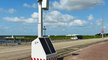 Hollanda’da “Focusflitser” Seyir Halindeki Sürücülere Göz Açtırmıyor