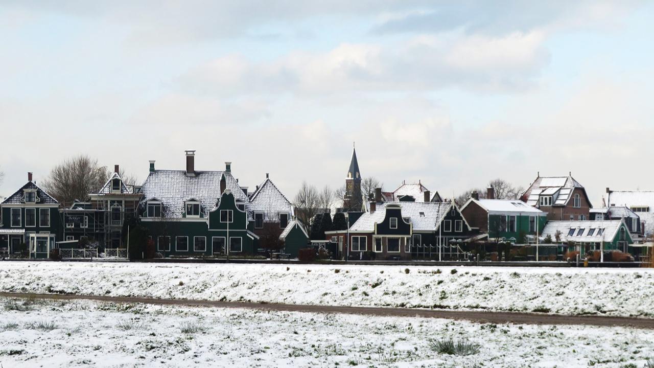 Hollanda’da Kış Havası Etkisini Sürdürüyor: Güneyde 5 Santimetreye Kadar Kar Bekleniyor