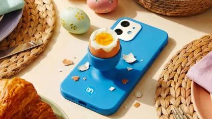 “1 Nisan Şakası Değil!” Albert Heijn’den Yumurtalık Entegreli Telefon Kılıfı Satışta