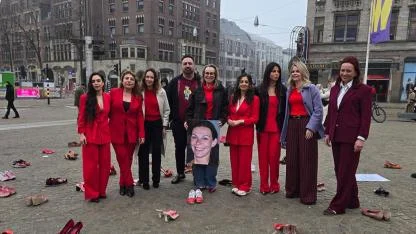 Hollanda’da Kadınlar Günü'nde “Kırmızı Topuklu Ayakkabılar” Eyleminde Duygu Dolu Anlar Yaşandı