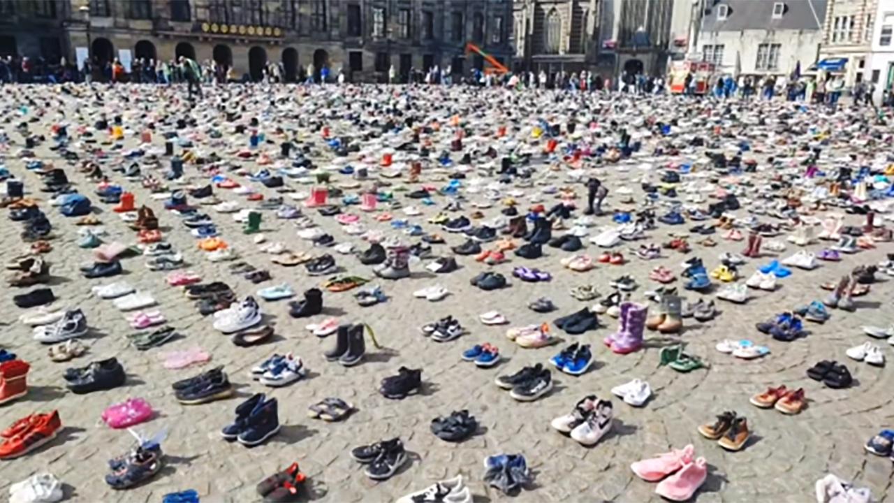 Başkent Amsterdam Dam Meydanında Yürek Burkan Anma