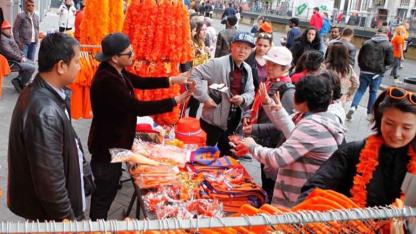 Hollanda Turuncuya Büründü: Kral Günü Coşkusu Sokaklara Taştı