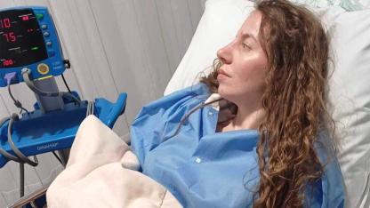 Hollanda'da 28 Yaşındaki Hülya Akkurt’un Dramı: “Bir Anda Yoğun Kanama Başladı, Meğer İleri Evre Rahim Ağzı Kanseriymiş”