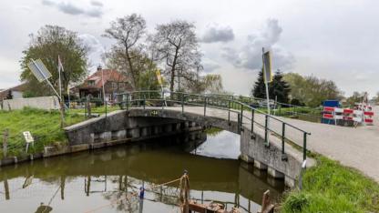 Hollanda'da Hukuki Sorunlar Yüzünden Köprü Satışa Çıkartıldı