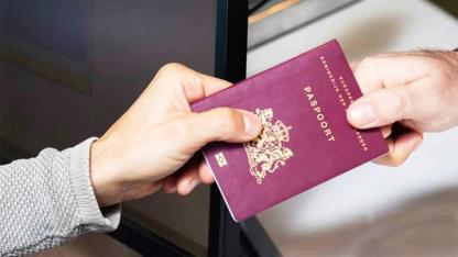 Hollanda’da Yerel Yönetimlerden Yaz Tatili Öncesi Pasaport ve Kimlik Kartı Uyarısı