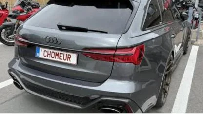 Lüks Audi'deki "İŞSİZ" Plaka Tartışma Yarattı